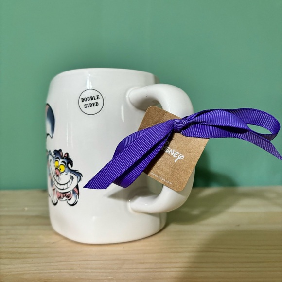 NWT Rae Dunn Alice In Wonderland Cheshire Cat Disney Mug - Picture 3 of 7